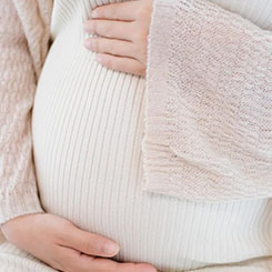 从现有信息🏴󠁧󠁢󠁳󠁣󠁴󠁿🏚来看，这款眼镜大🏠⏰概率还是搭🤷‍♀️🗃